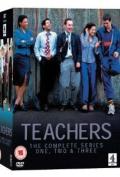 Teachers S01E01